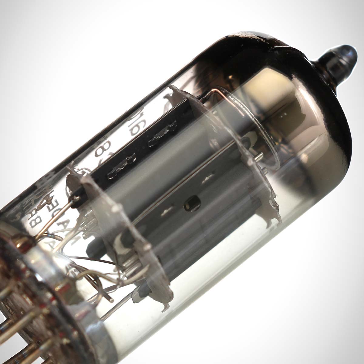 NOS Mullard ECC83 / 12AX7 Preamp Vacuum Tube | thetubestore.com